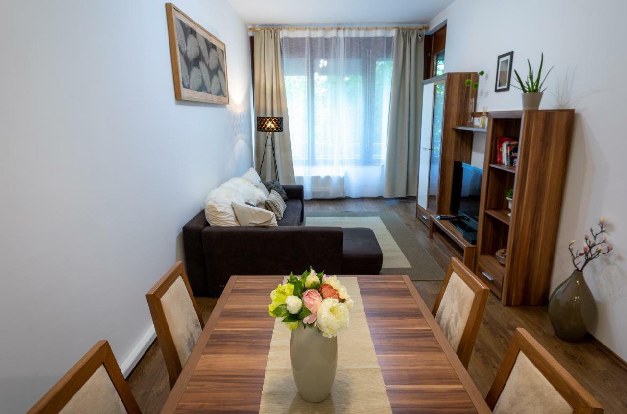 Colours Apartments Budapest Bagian luar foto